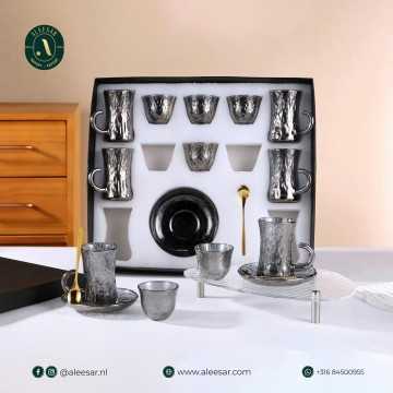 SET OF 12CUPS + 6SAUCERS +...